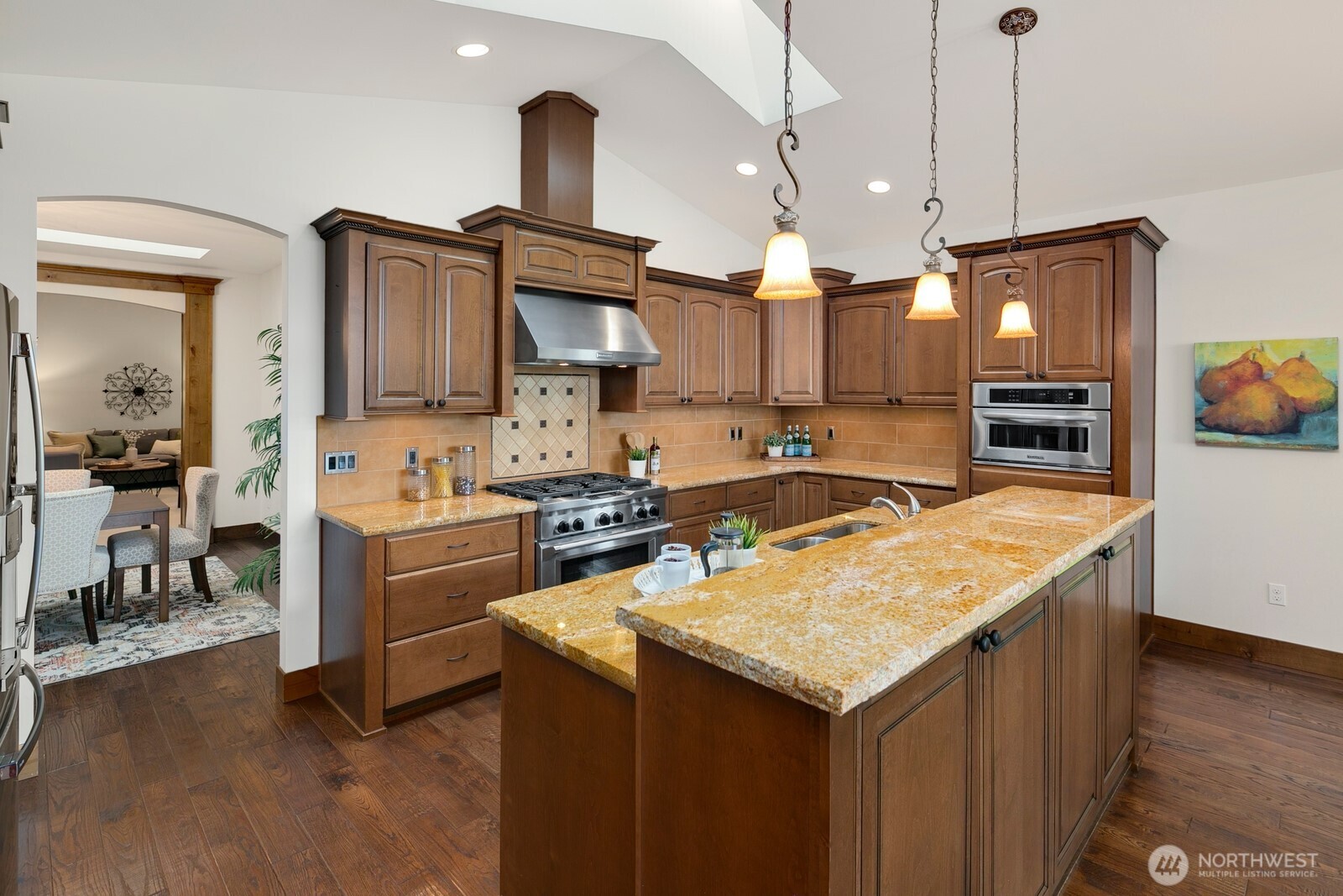 8512 184th Street Southwest Edmonds, WA 98026 - Photo 8 of 33 Gallery Image 8
