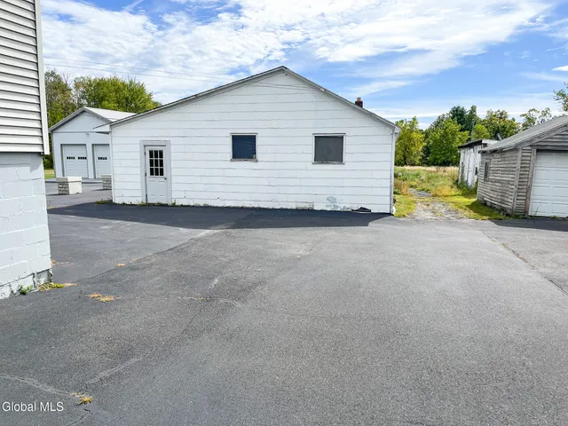 $175,000 | 92 Bridge Street, Bethlehem, NY 12158