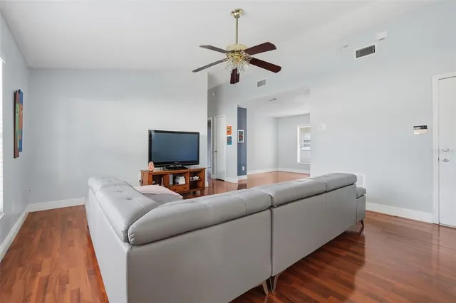 $329,900 | 9760 Violet Drive, Orlando, FL 32824