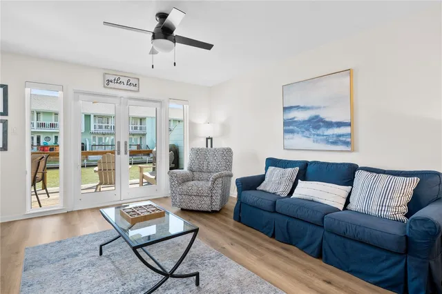 $425,000 | 905 Sandollar Street, Rockport, TX 78382