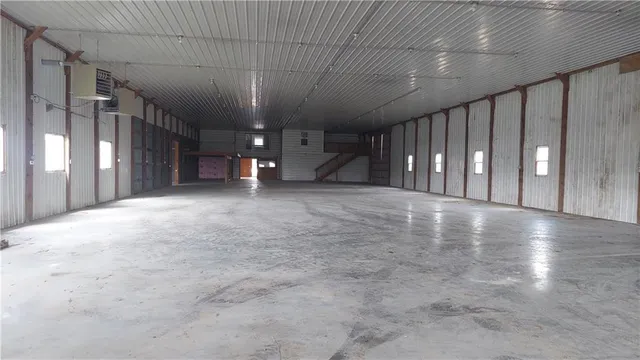 $1,999,950 | 262 East 2100th Road, Wellsville, KS 66092