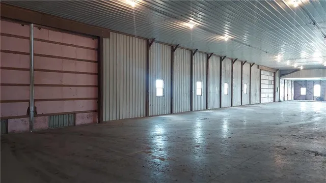 $1,999,950 | 262 East 2100th Road, Wellsville, KS 66092