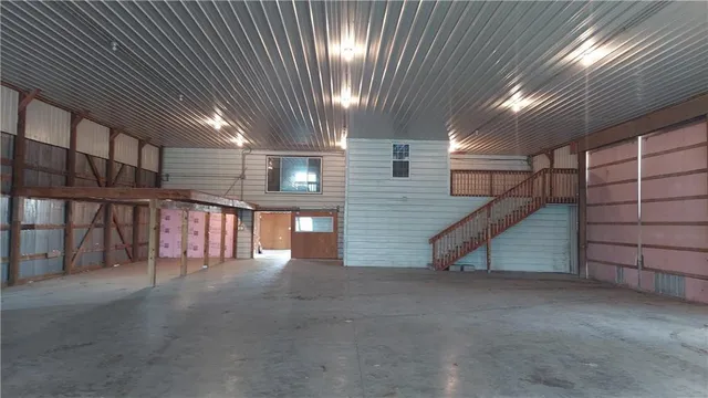 $1,999,950 | 262 East 2100th Road, Wellsville, KS 66092