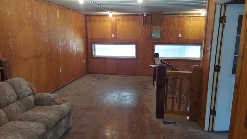 262 East 2100th Road Wellsville, KS 66092 - Photo 18 of 98