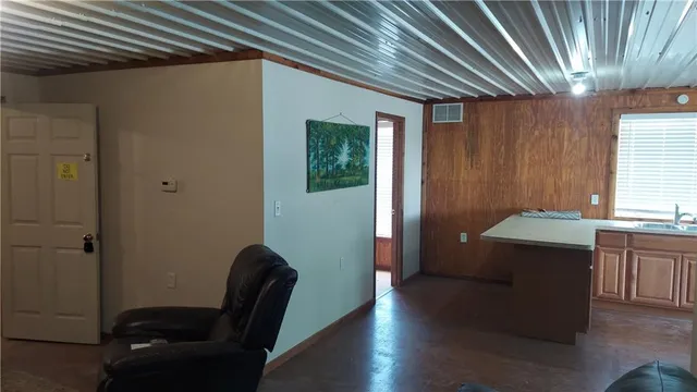 $1,999,950 | 262 East 2100th Road, Wellsville, KS 66092