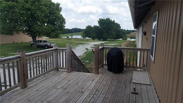 $1,999,950 | 262 East 2100th Road, Wellsville, KS 66092