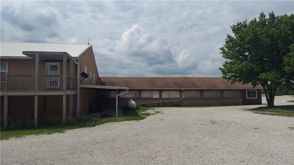 262 East 2100th Road Wellsville, KS 66092 - Photo 4 of 98