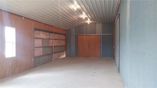 $1,999,950 | 262 East 2100th Road, Wellsville, KS 66092