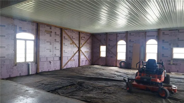 $1,999,950 | 262 East 2100th Road, Wellsville, KS 66092