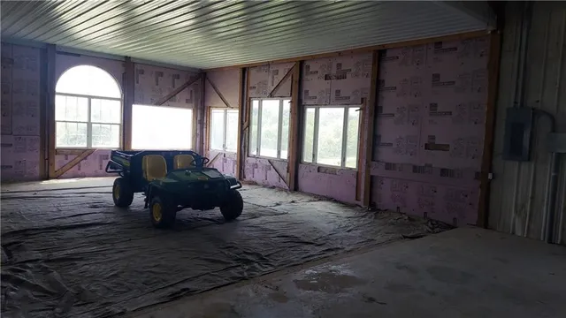 $1,999,950 | 262 East 2100th Road, Wellsville, KS 66092