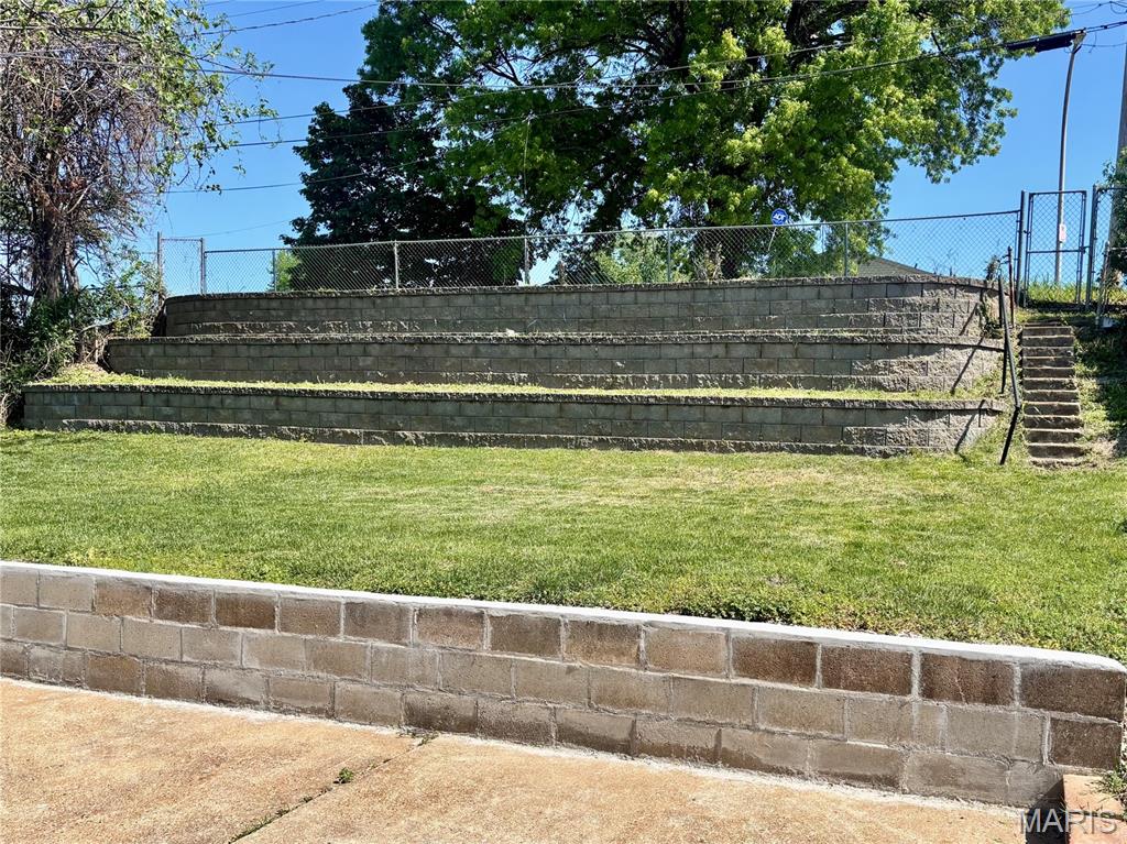 3733 Louis Street St. Louis, MO 63116 - Photo 25 of 30