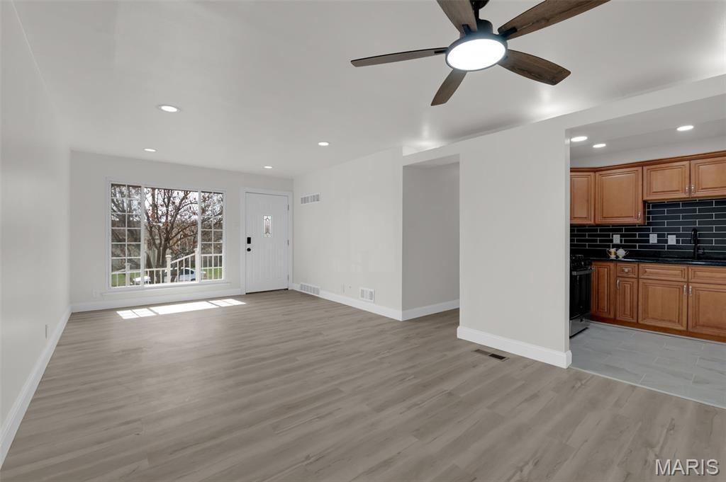 3733 Louis Street St. Louis, MO 63116 - Photo 6 of 30