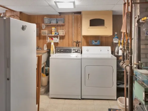 $679,000 | 10 Allison Road, Saugus, MA 01906