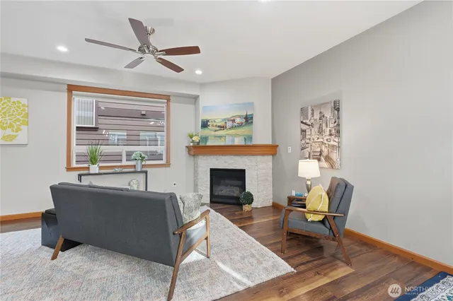 $545,000 | 7109 Rainier Drive, Unit G, Everett, WA 98203