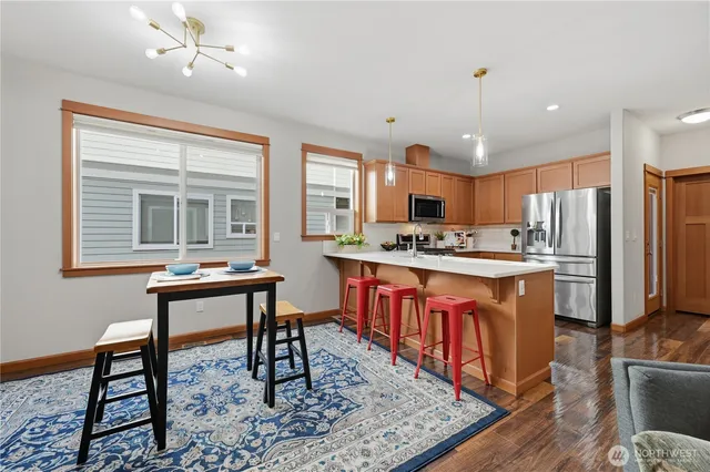 $545,000 | 7109 Rainier Drive, Unit G, Everett, WA 98203