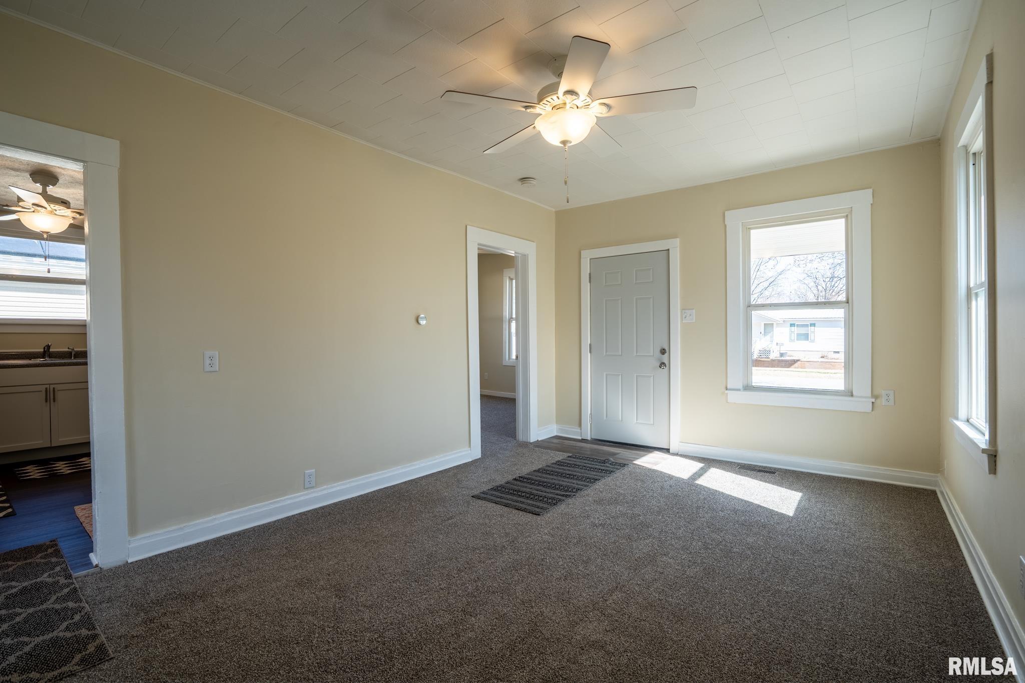 317 North 8th Street Herrin, IL 62948 - Photo 6 of 17