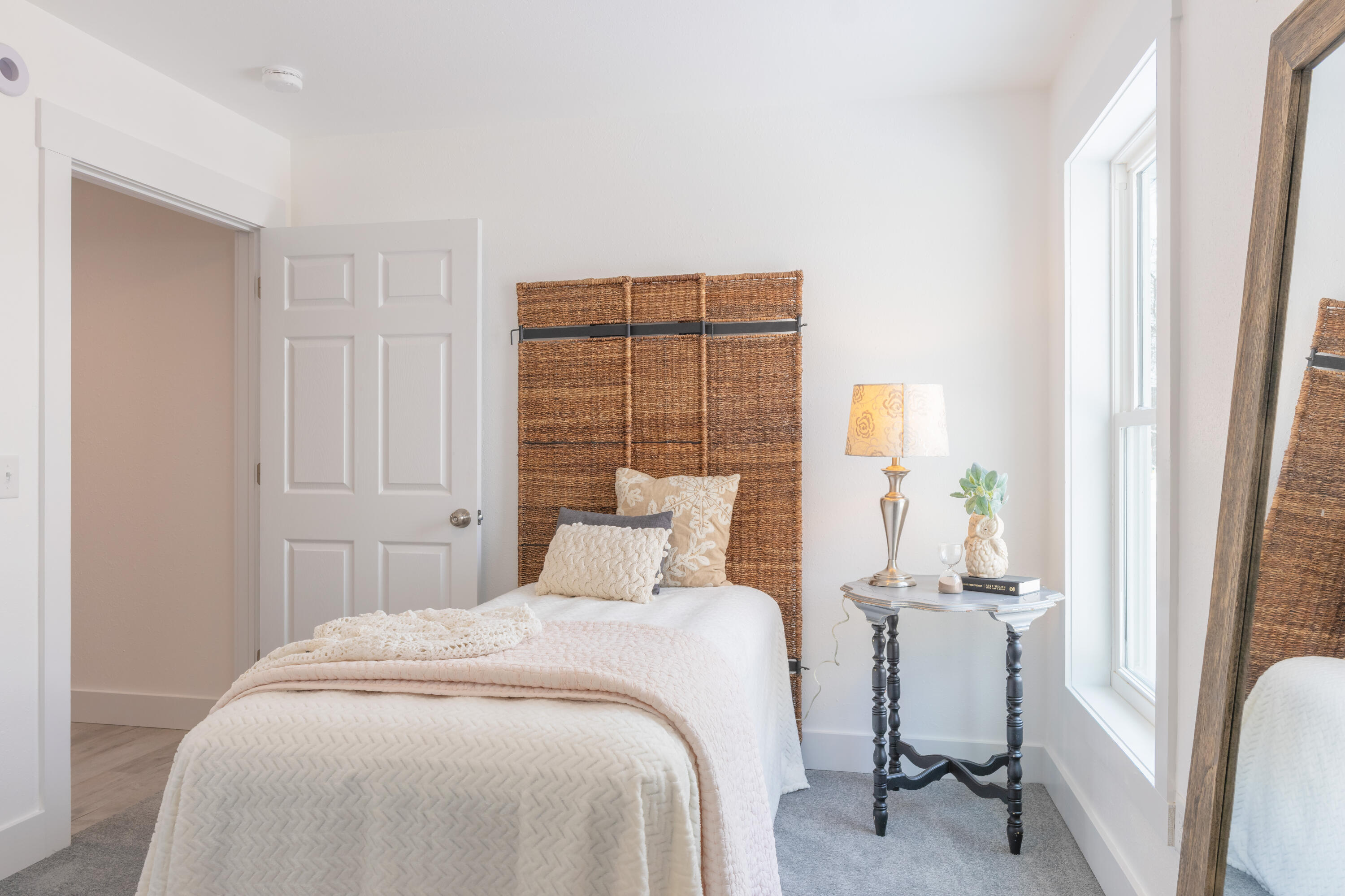 1910 Ramona Avenue Portage, MI 49002 - Photo 20 of 31 Bedroom 3