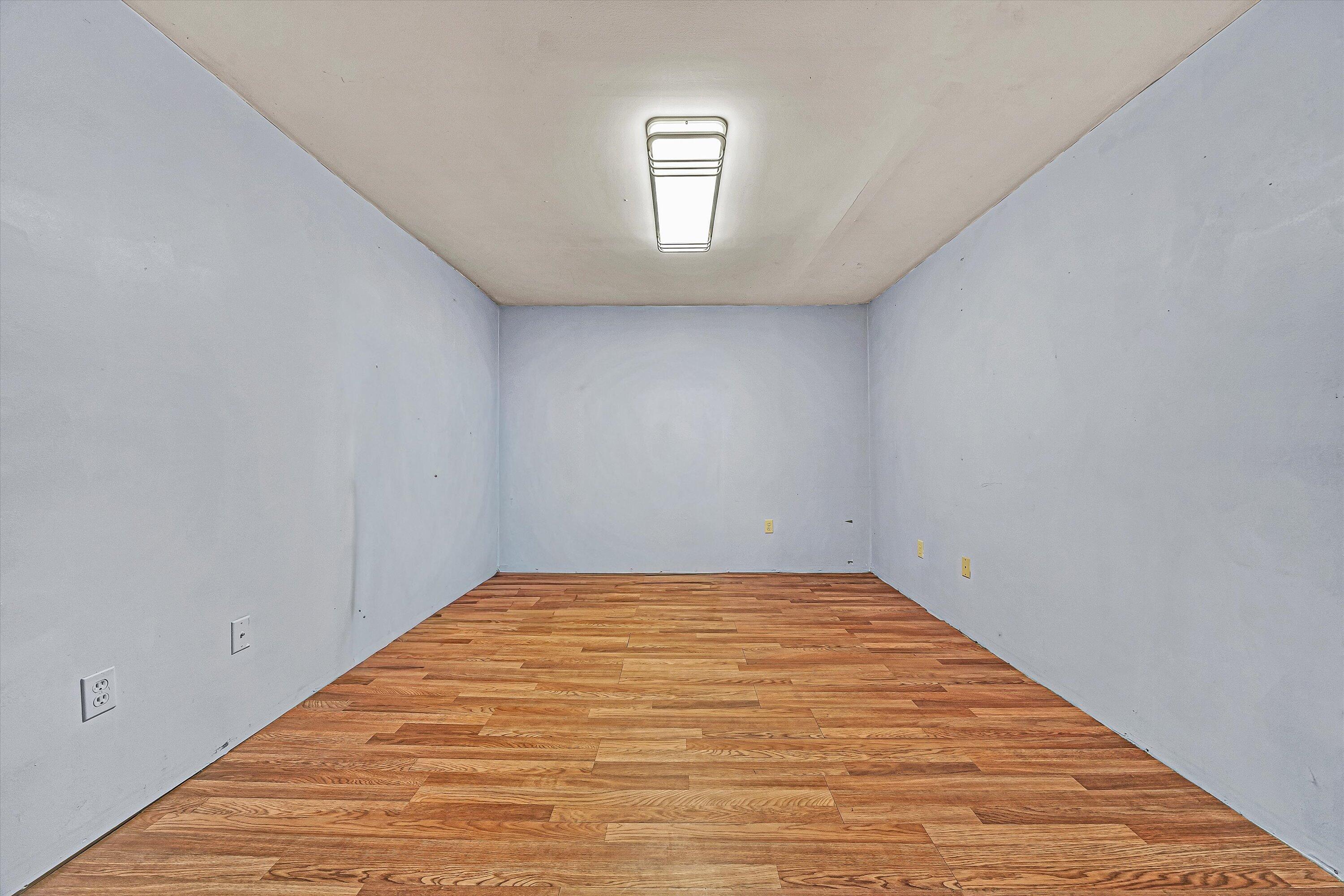 4064 Crawford Road Roanoke, VA 24018 - Photo 20 of 25 23-VM-05292