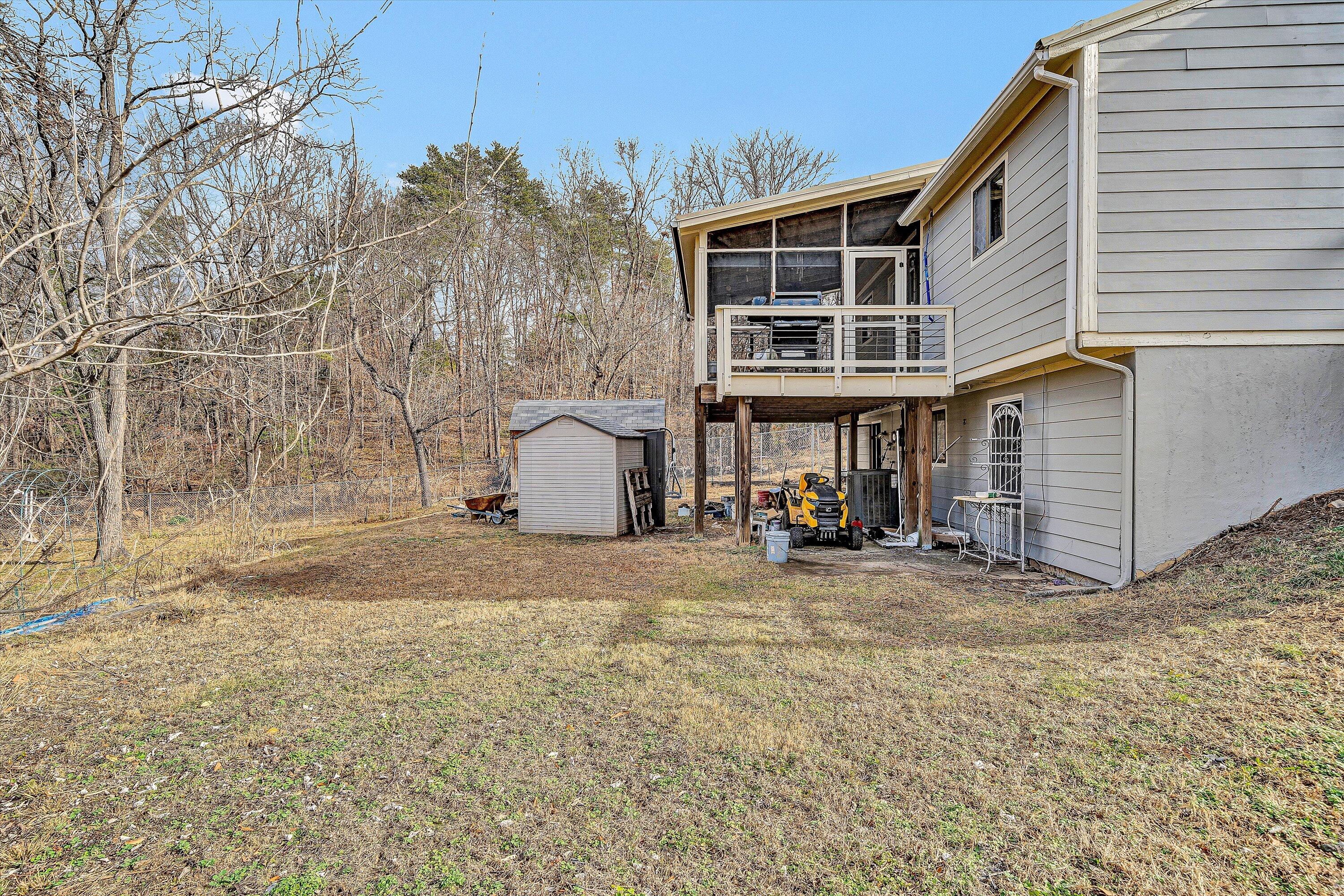 4064 Crawford Road Roanoke, VA 24018 - Photo 23 of 25 26-VM-05301