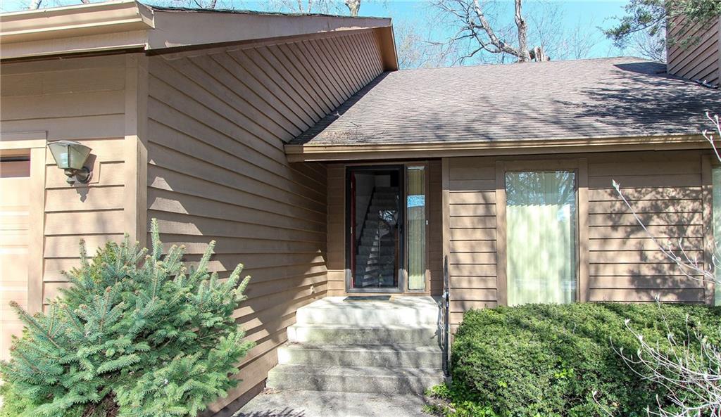 8112 Sequoia Court Indianapolis, IN 46240 - Photo 2 of 20
