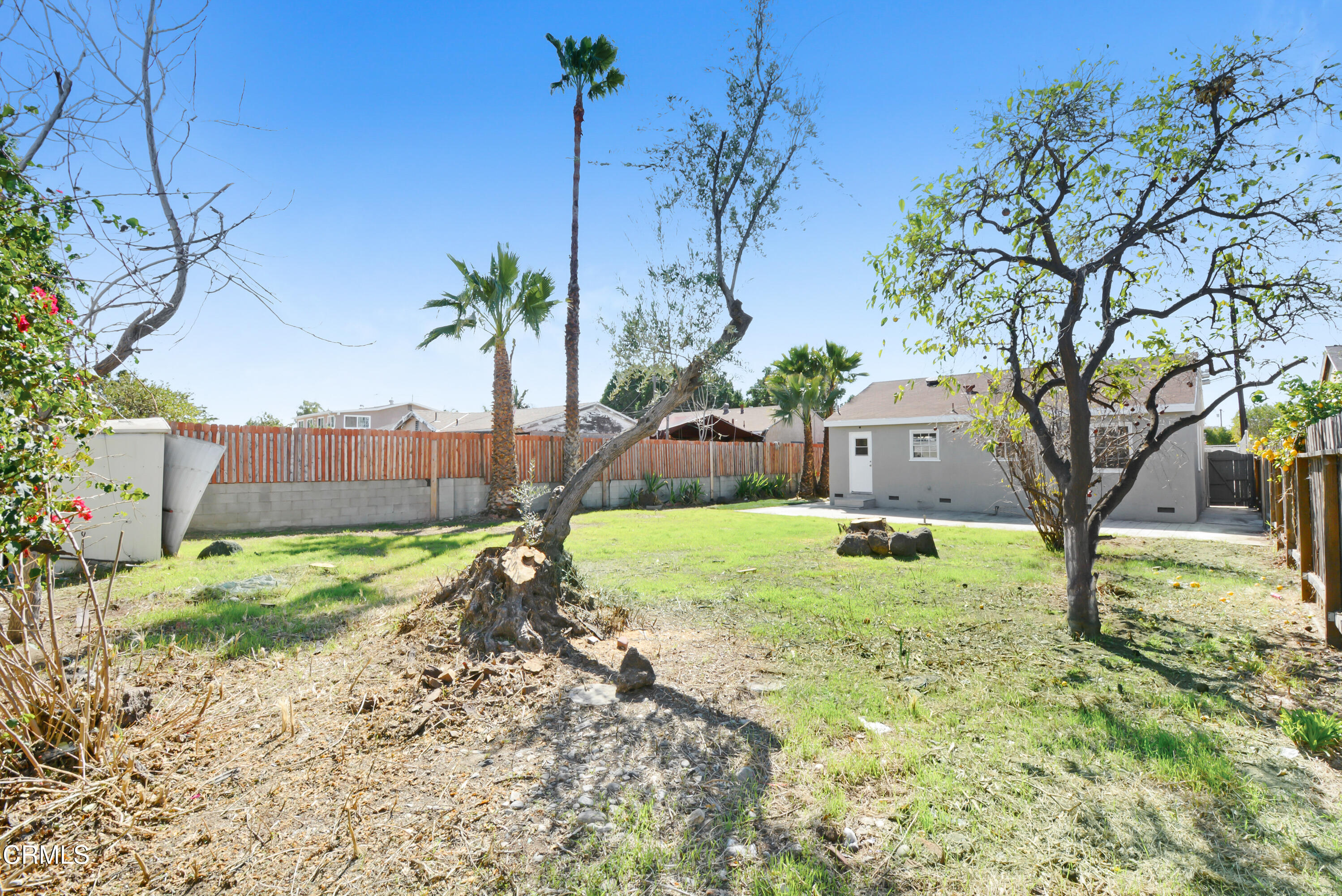 10172 Vena Avenue Arleta, CA 91331 - Photo 15 of 16 _DYS9119