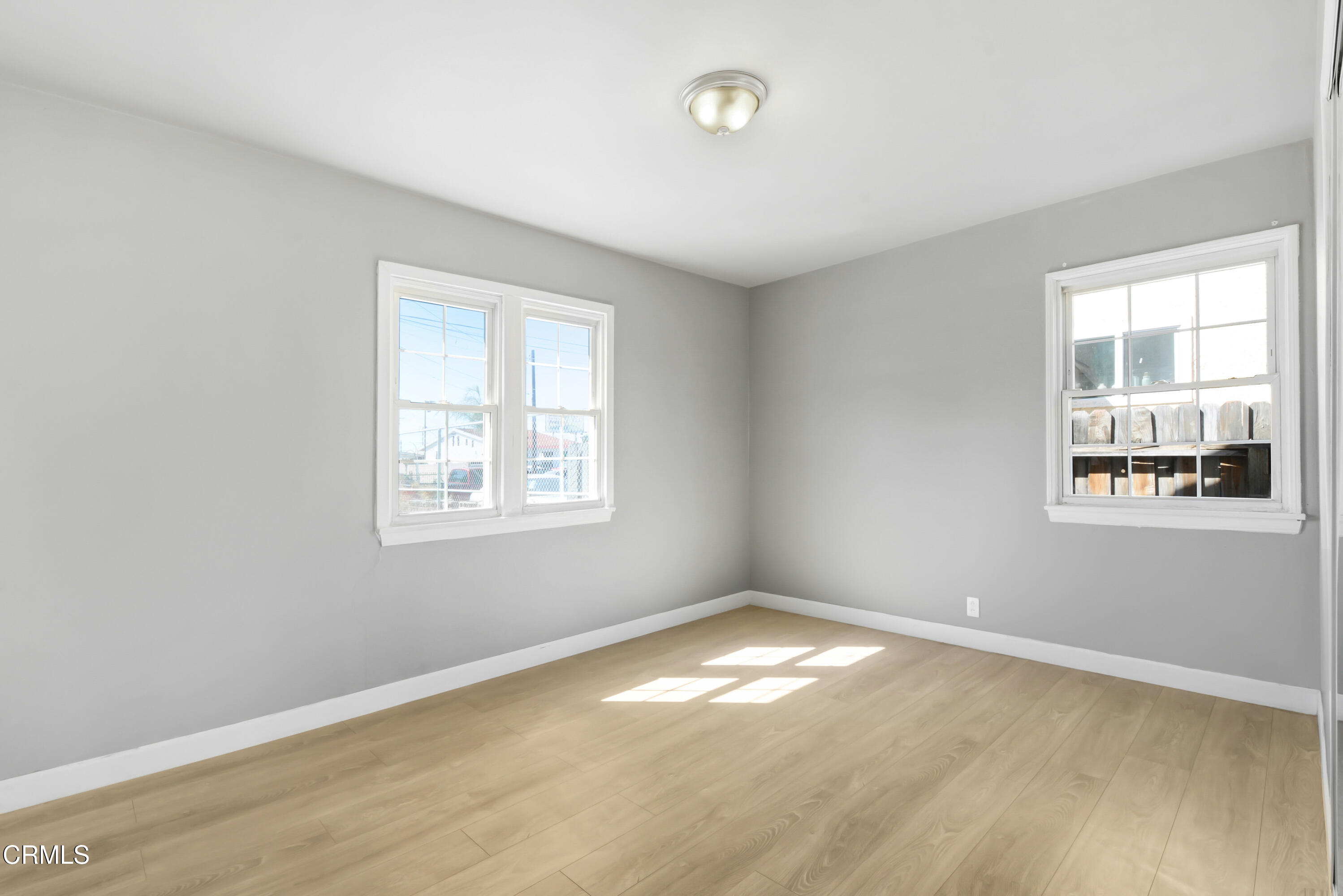 10172 Vena Avenue Arleta, CA 91331 - Photo 4 of 16 _DYS9107