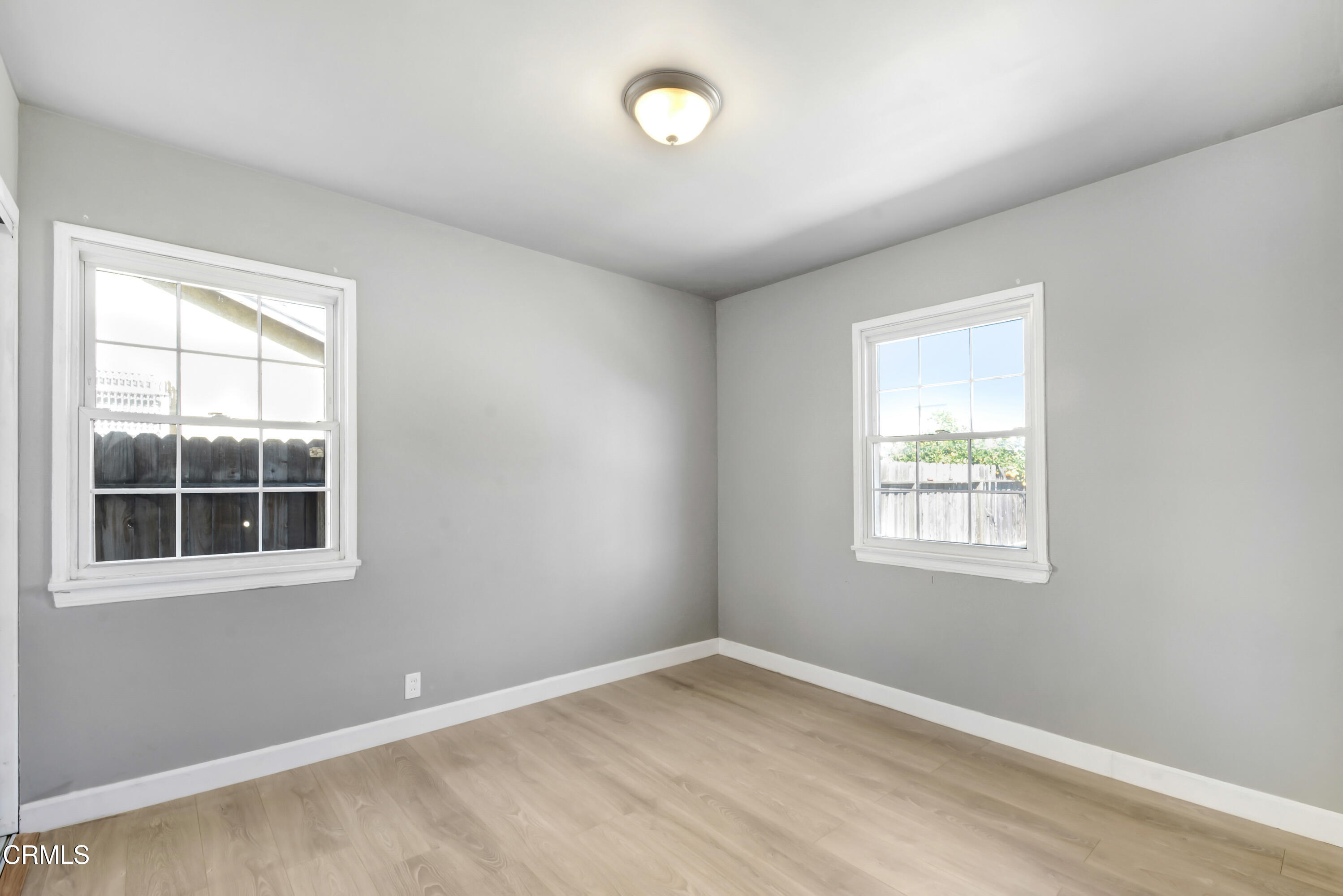 10172 Vena Avenue Arleta, CA 91331 - Photo 9 of 16 _DYS9098