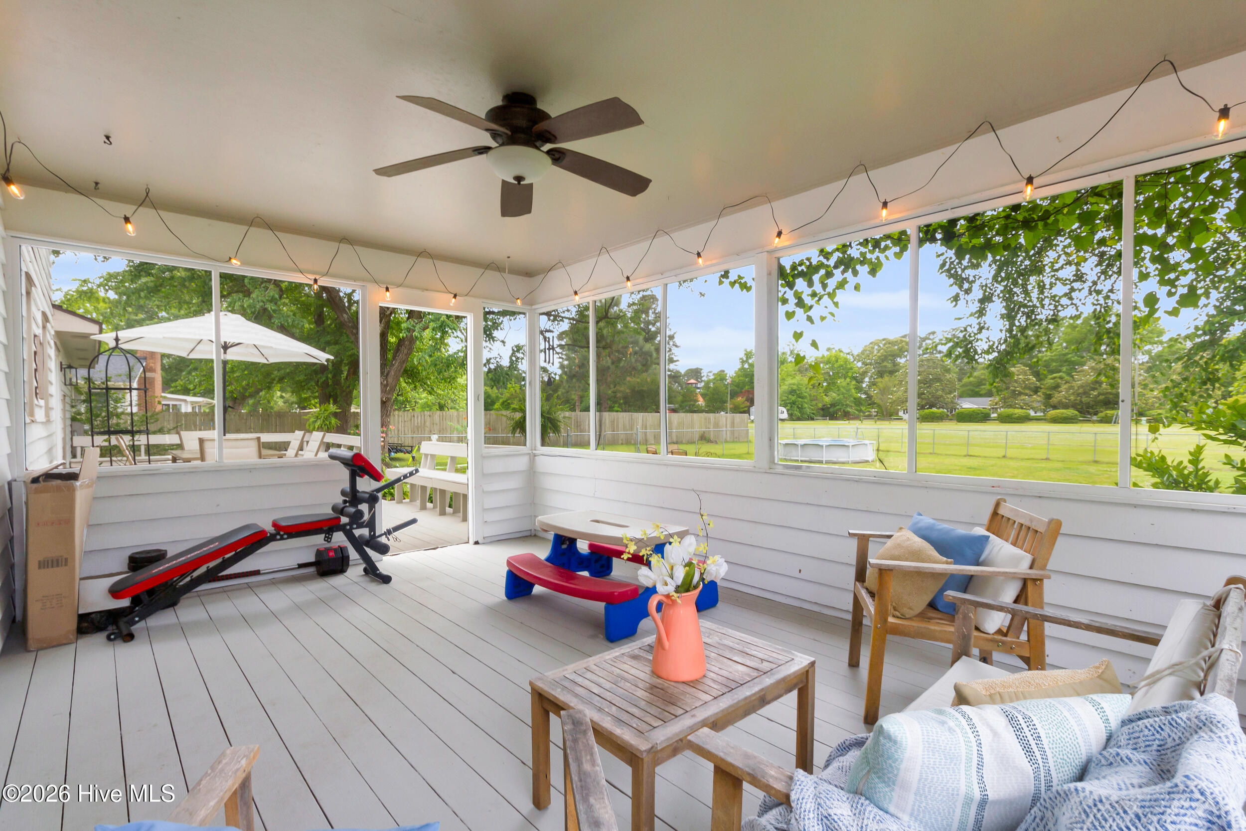 204 Boros Road New Bern, NC 28560 - Photo 28 of 59 Screened Porch