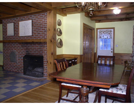 300 Flagg Hill Road Boxborough, MA 01719 - Photo 5 of 17