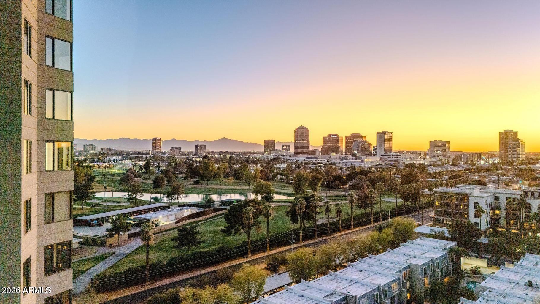 1040 East Osborn Road, Unit 404 Phoenix, AZ 85014 - Photo 18 of 20 Sunset City Skyline View