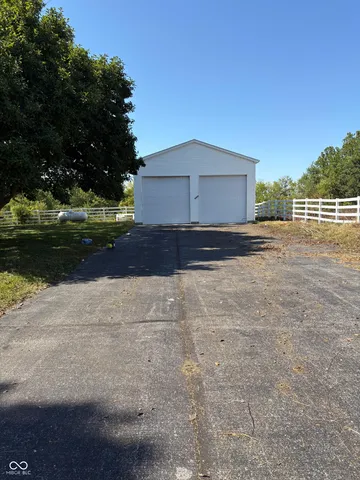 $849,000 | 2110 South County Road 800 East, Plainfield, IN 46168