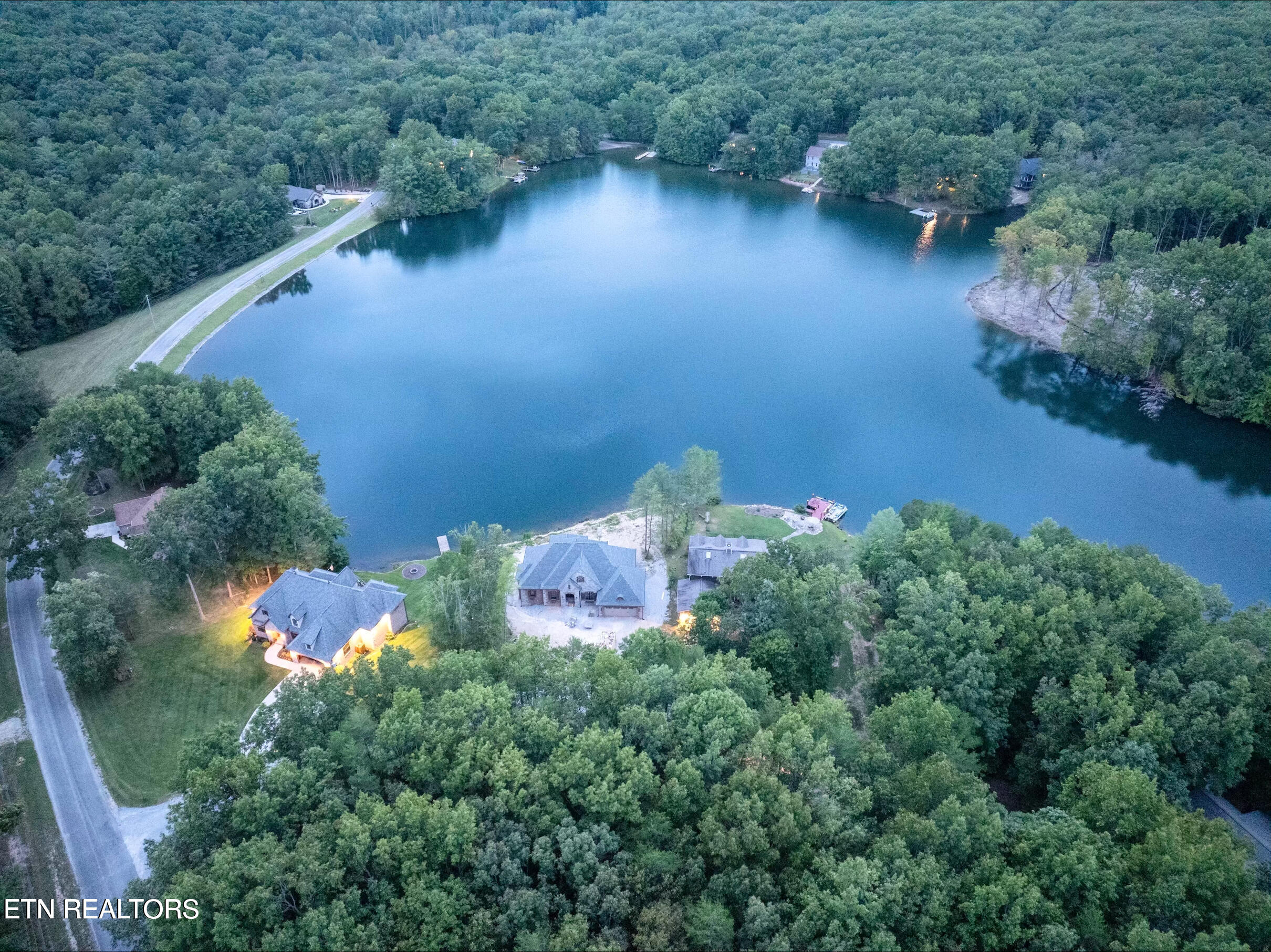 16 Heiskell Court Fairfield Glade, TN 38558 - Photo 1 of 4 16 Heiskell Pic1