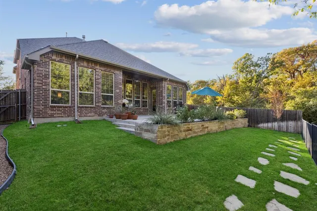 $760,000 | 807 Dove Trail, Euless, TX 76039