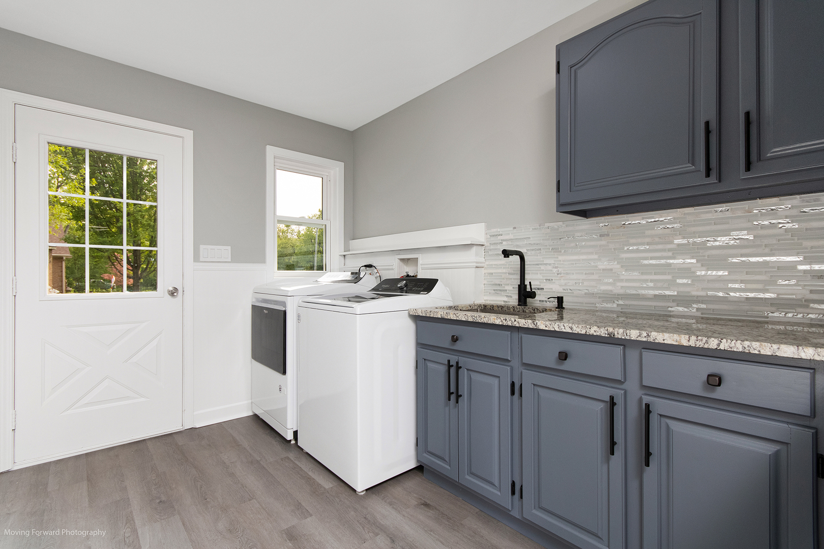 461 Huntley Road Crystal Lake, IL 60014 - Photo 15 of 45 a kitchen with a sink cabinets and window