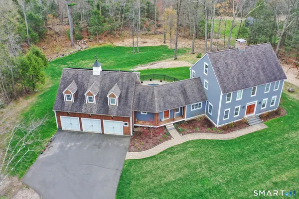 $899,000 | 6 Eastview Drive, Canton, CT 06019