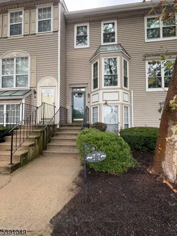 $2,600 | 77 Howard Street, Newark, NJ 07103