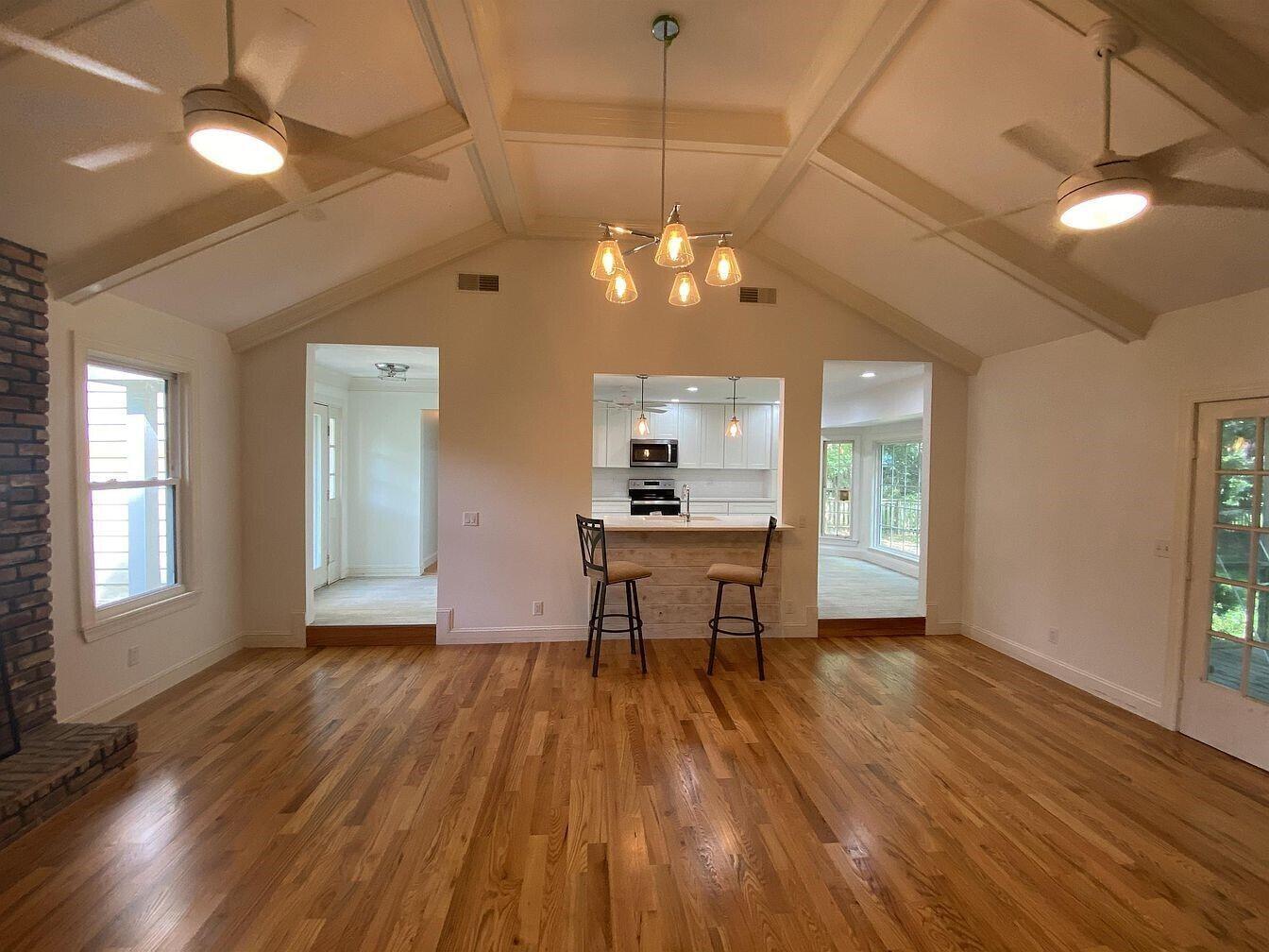 998 Planters Place Mount Pleasant, SC 29464 - Photo 3 of 18 20230901154000860036000000-o