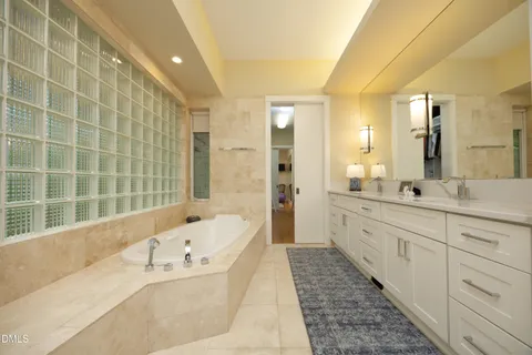 $2,250,000 | 146 Lochwood W Drive, Cary, NC 27518