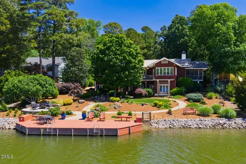 $2,250,000 | 146 Lochwood W Drive, Cary, NC 27518