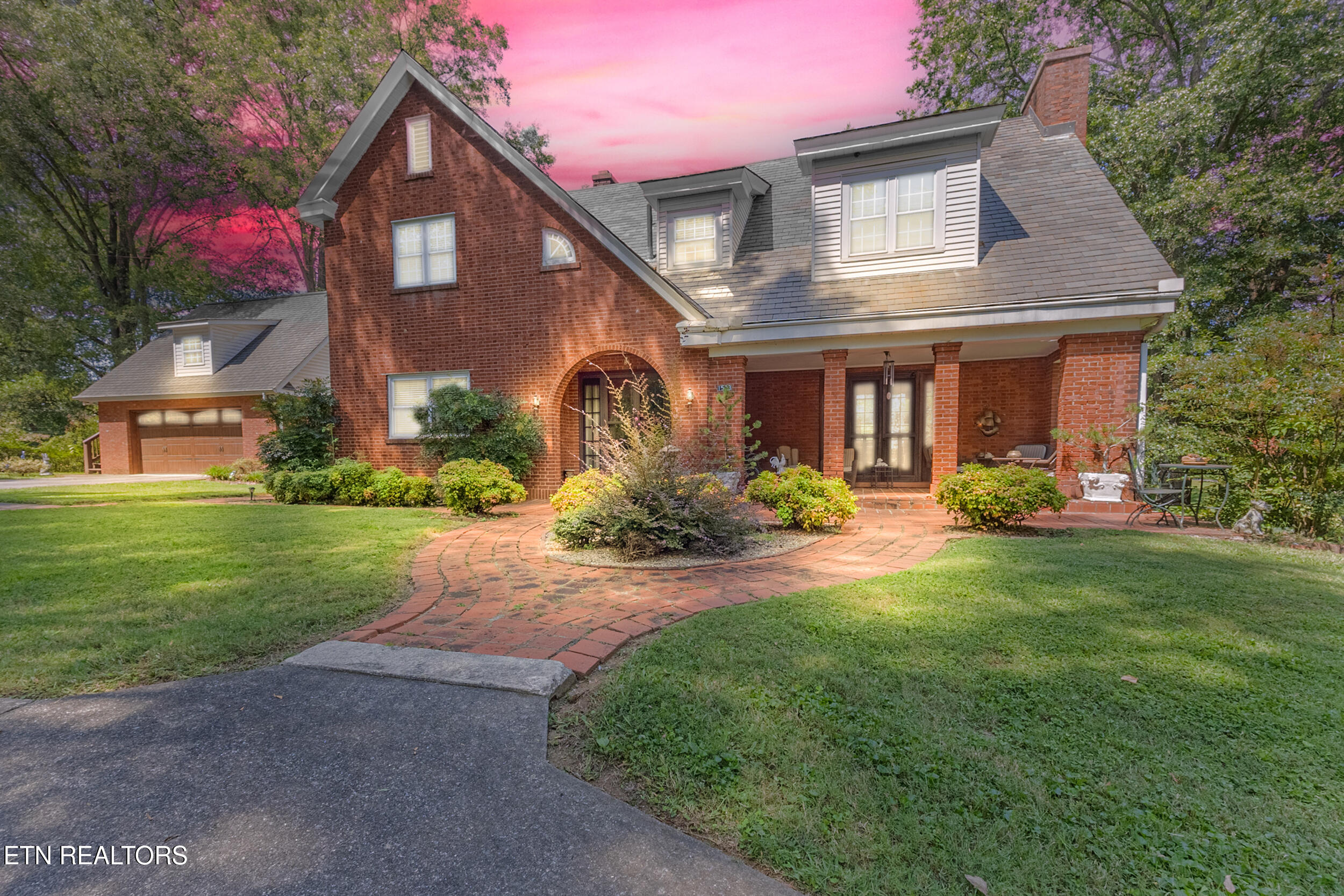1533 Springbrook Road Alcoa, TN 37701 - Photo 2 of 60 2_twilight