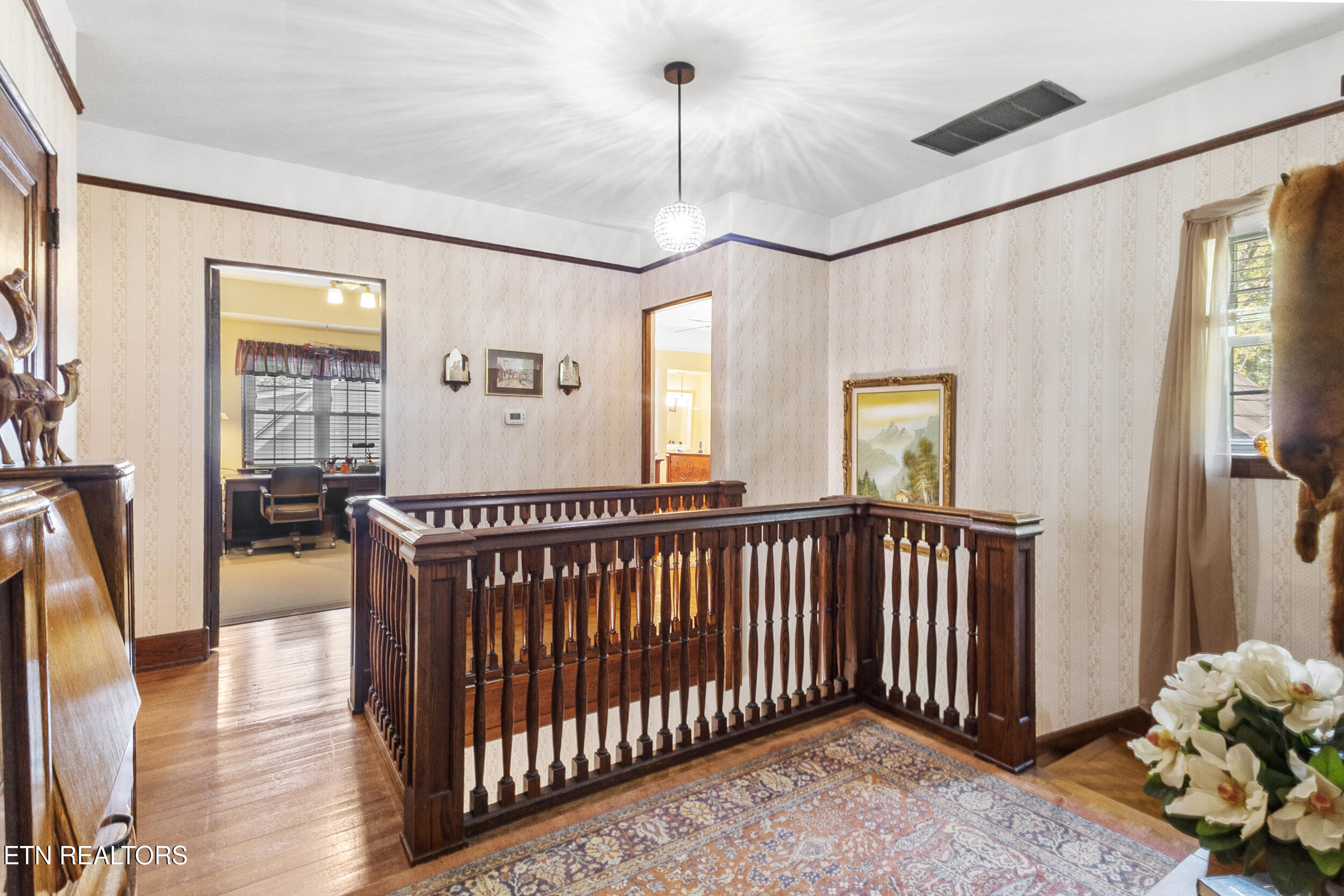 1533 Springbrook Road Alcoa, TN 37701 - Photo 28 of 60 38_upstairs