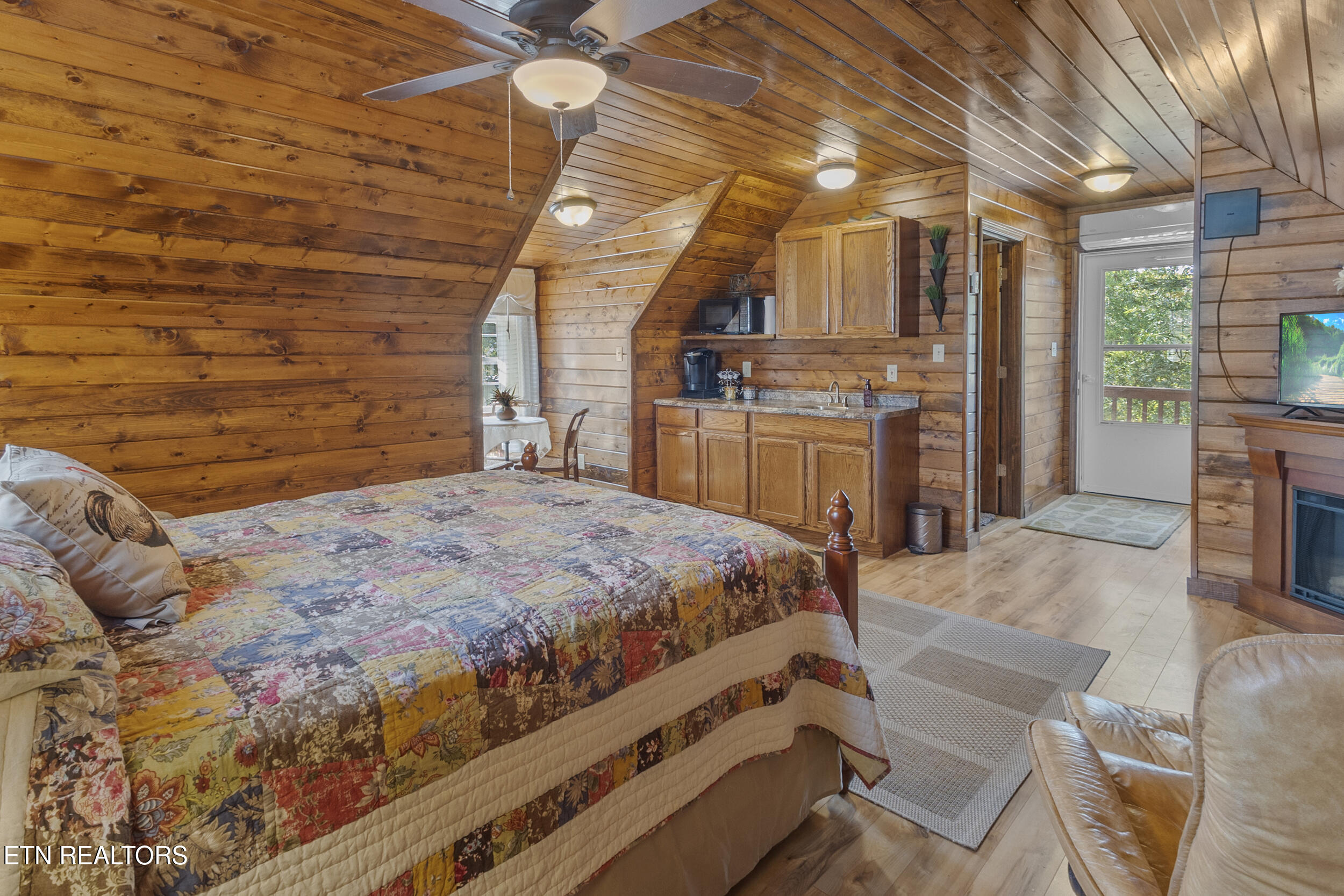 1533 Springbrook Road Alcoa, TN 37701 - Photo 51 of 60 67_bedroom 5 (3)