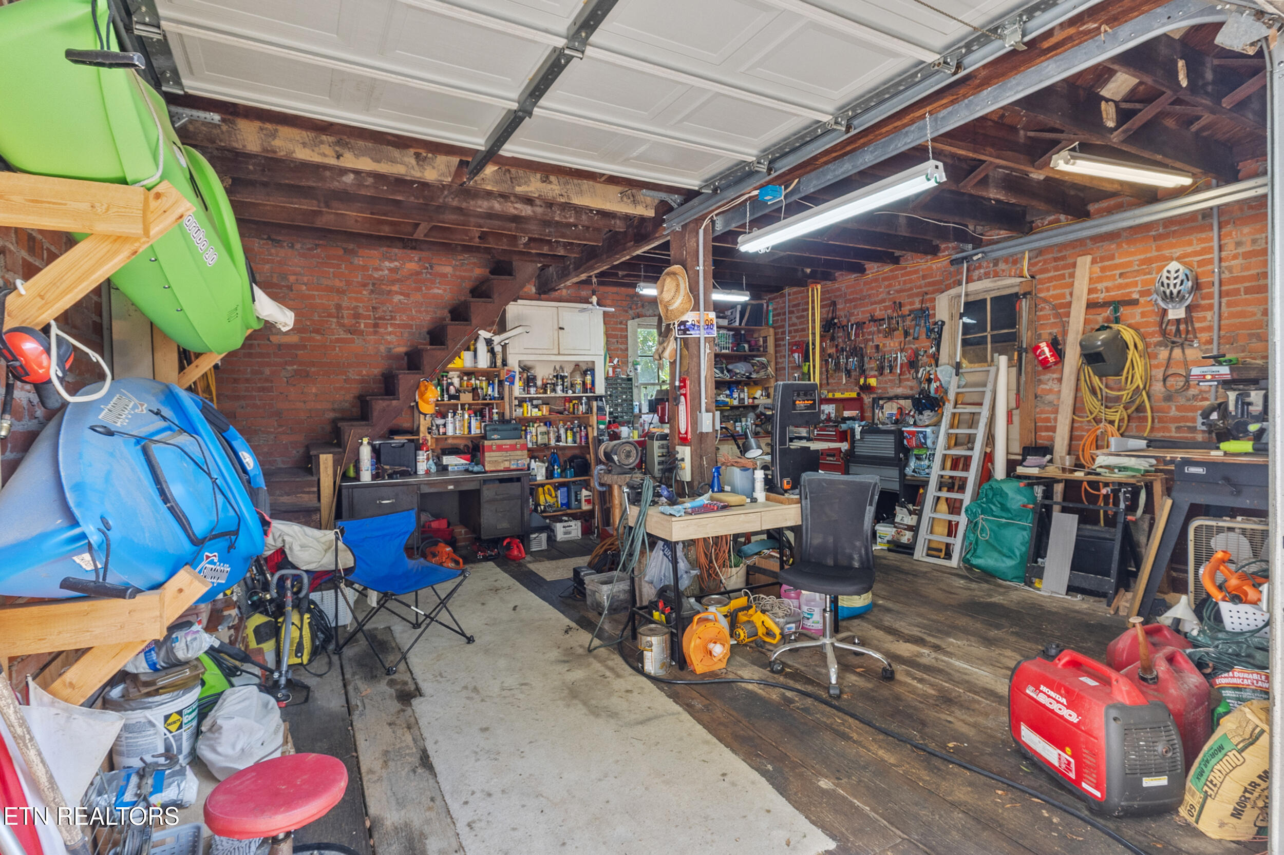 1533 Springbrook Road Alcoa, TN 37701 - Photo 54 of 60 73_garage 2-2