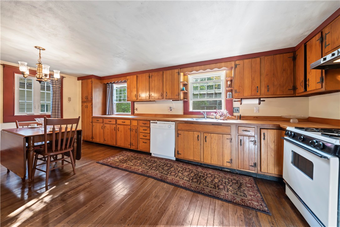 41 Main Street Phelps, NY 14532 - Photo 14 of 47