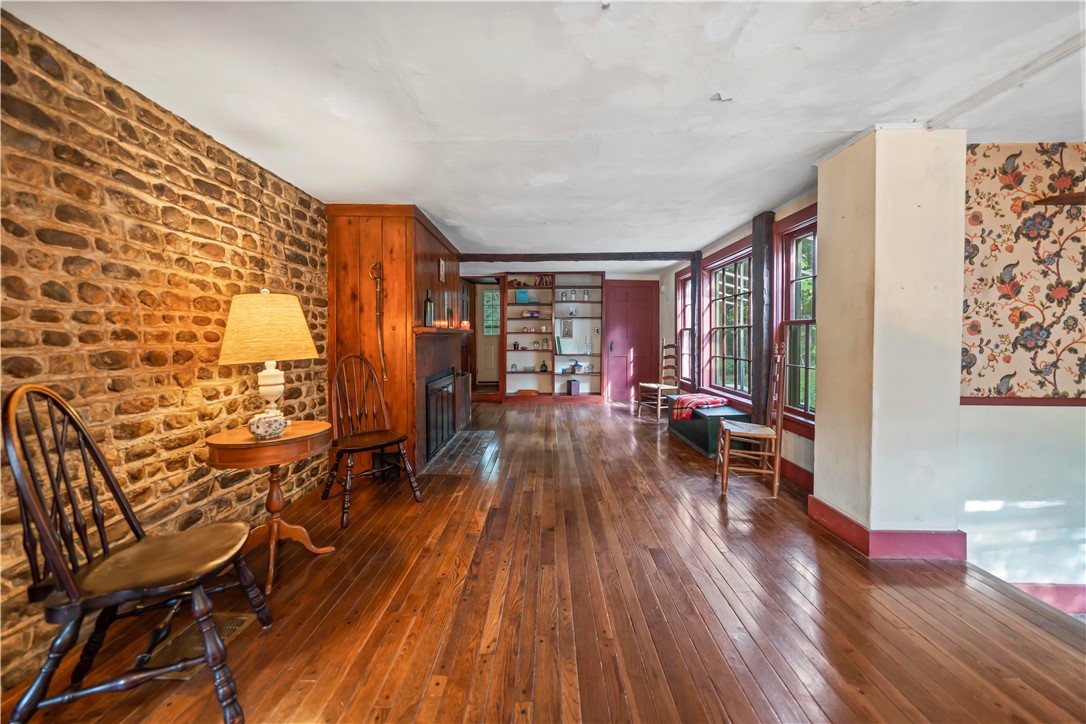 41 Main Street Phelps, NY 14532 - Photo 8 of 47