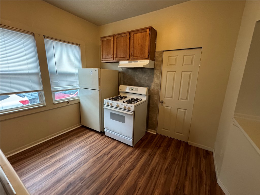 482 Melville Street Rochester, NY 14609 - Photo 11 of 26