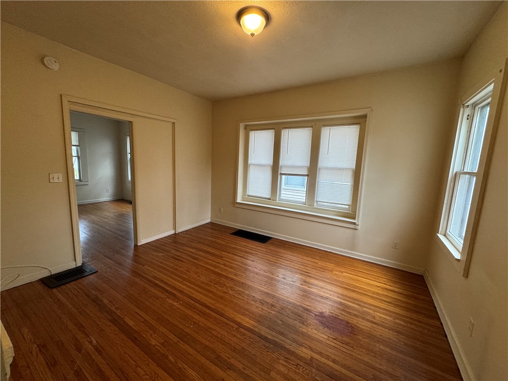 482 Melville Street Rochester, NY 14609 - Photo 8 of 26