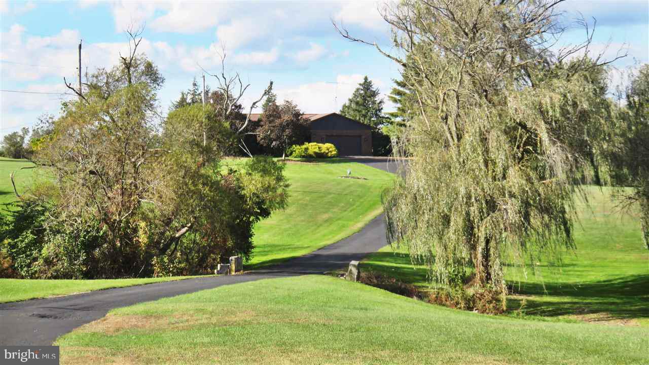 3931 West Canal Road Dover, PA 17315 - Photo 2 of 17 Gallery Image 2