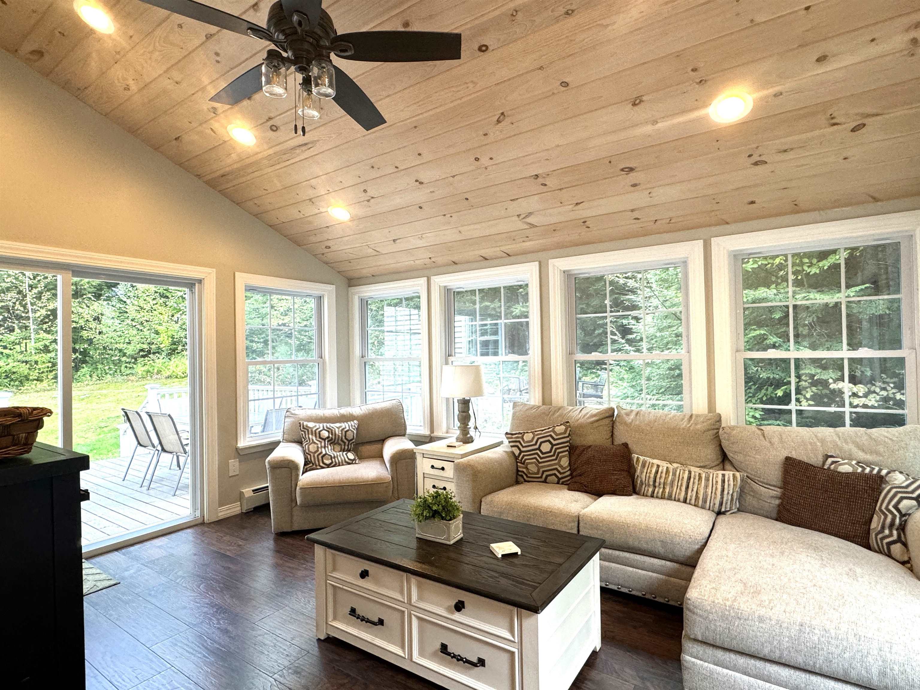 415 Modock Hill Road, Unit 415 Conway, NH 03818 - Photo 3 of 32