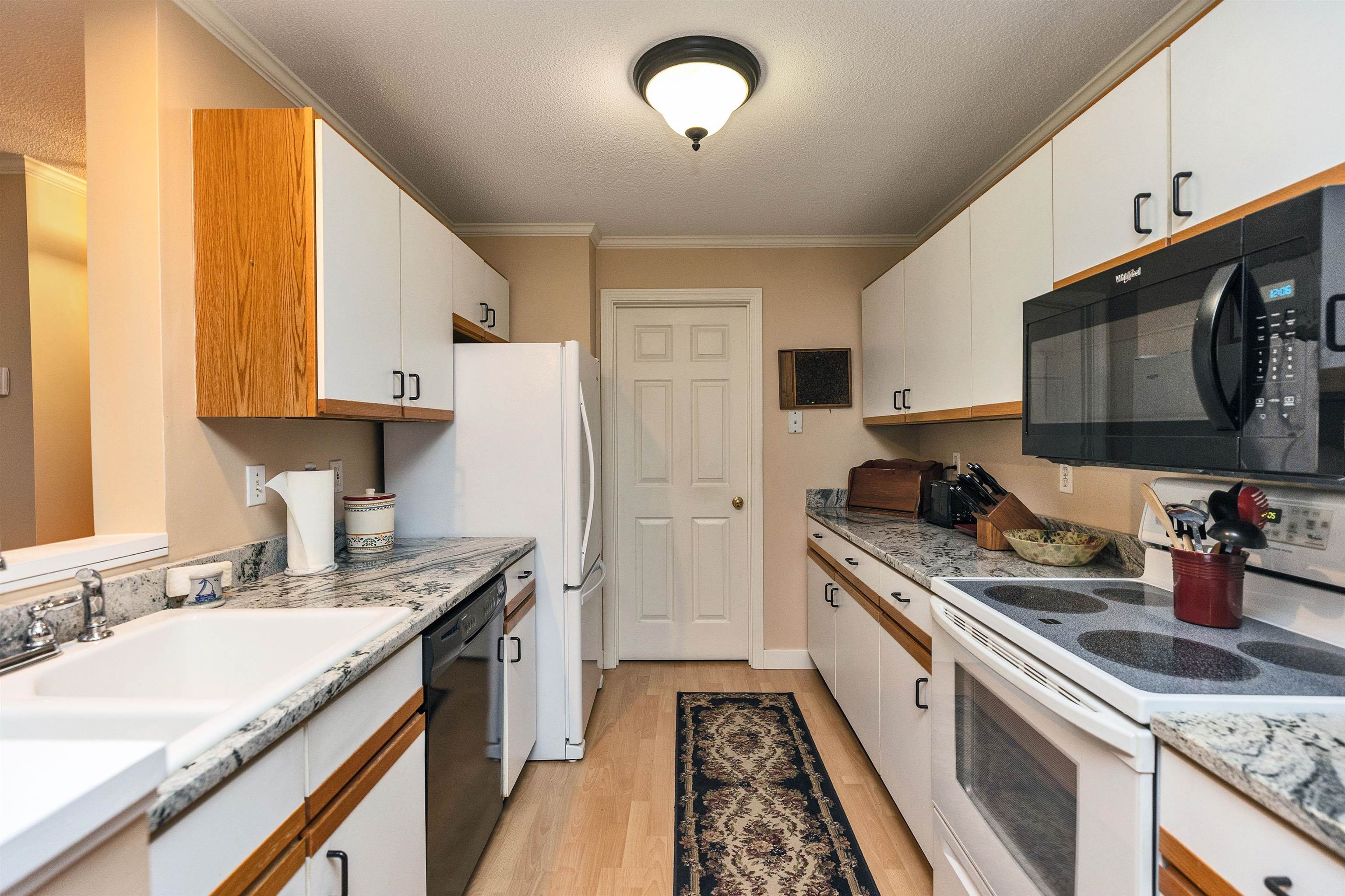 39 B Windsor Court, Unit B Keene, NH 03431 - Photo 14 of 51